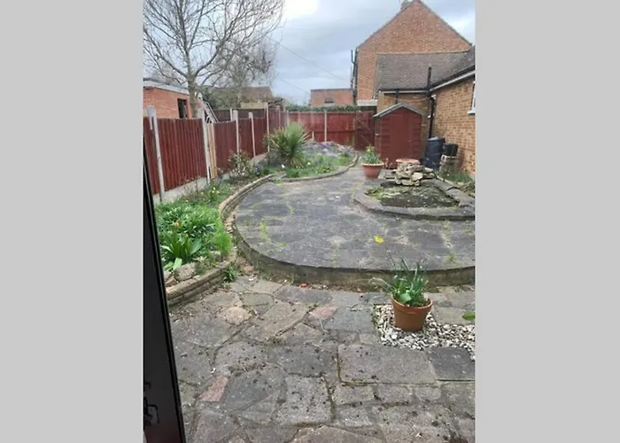 Top Hotels in Charming Upminster, Near London