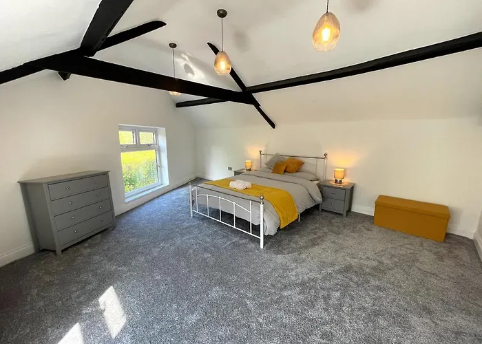 Top Hotels and Accommodations in Pontypridd Area