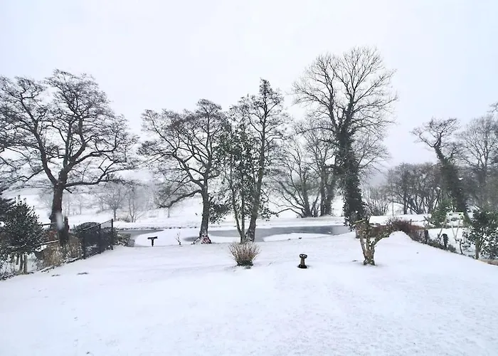 Top Hotels Near Pontypool, Charming Welsh Haven