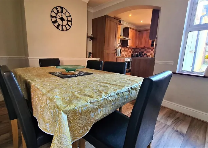 Top Hotels in Rayleigh, United Kingdom