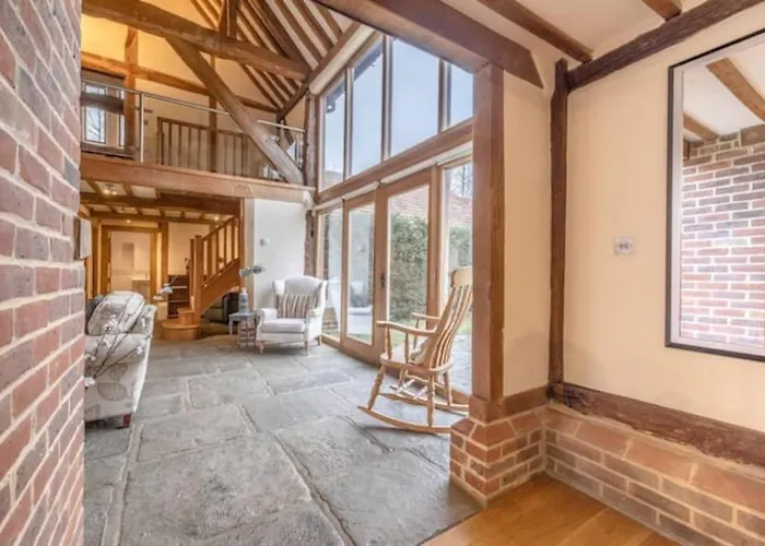 Bray's Finest Marina Hotels for Coastal Retreats