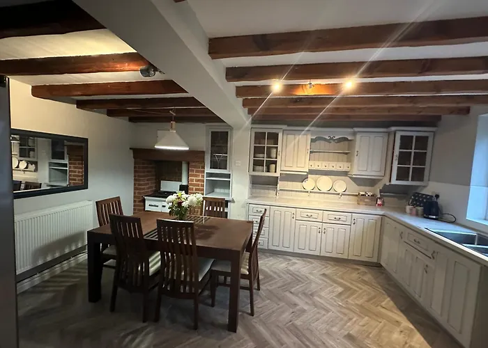 Best Hotels in Barton under Needwood