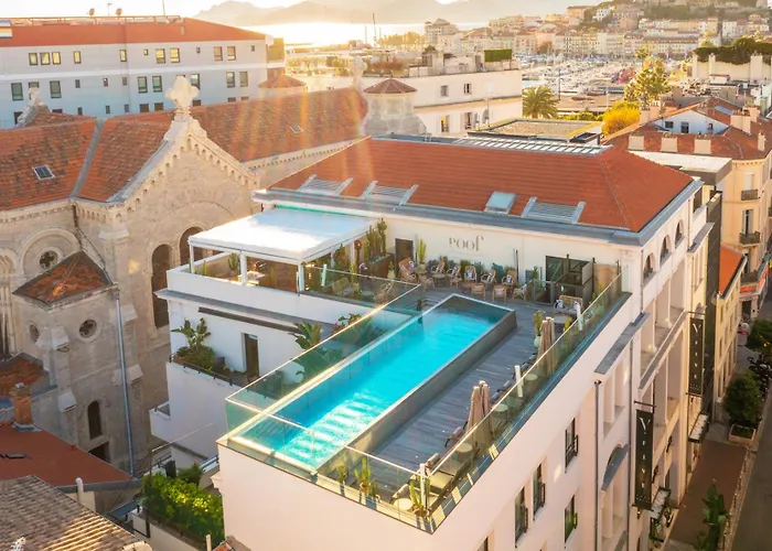 Meilleurs hôtels 5 étoiles à Cannes