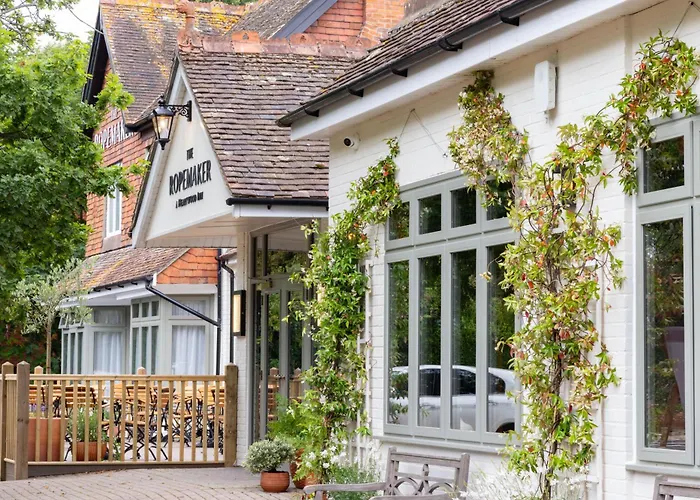 Finest Hotels near Havant Bedhampton Station