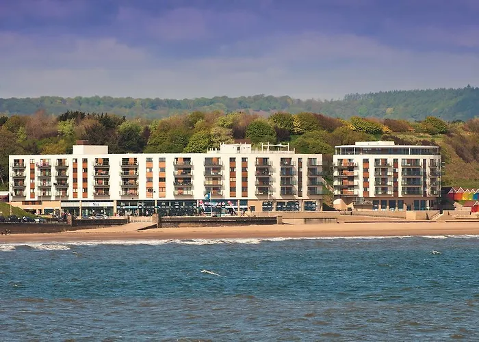 Top 4 Star Hotels in Scarborough for Coastal Luxury