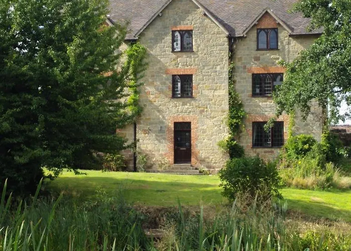 Best Hotels in Atherstone, United Kingdom