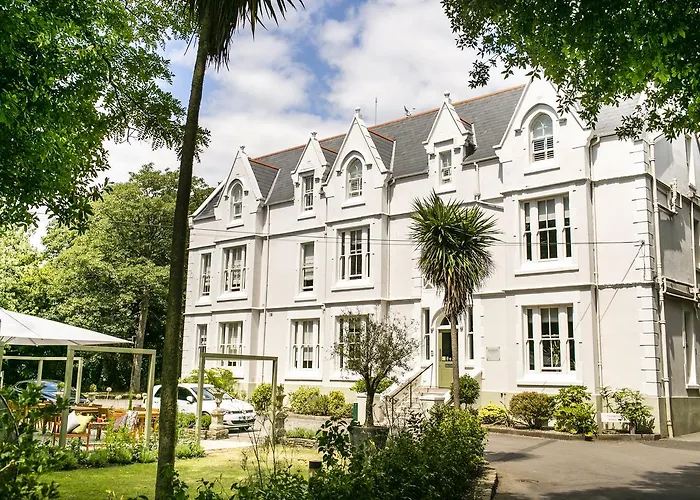 Top Hotels Close to Bournemouth International Centre